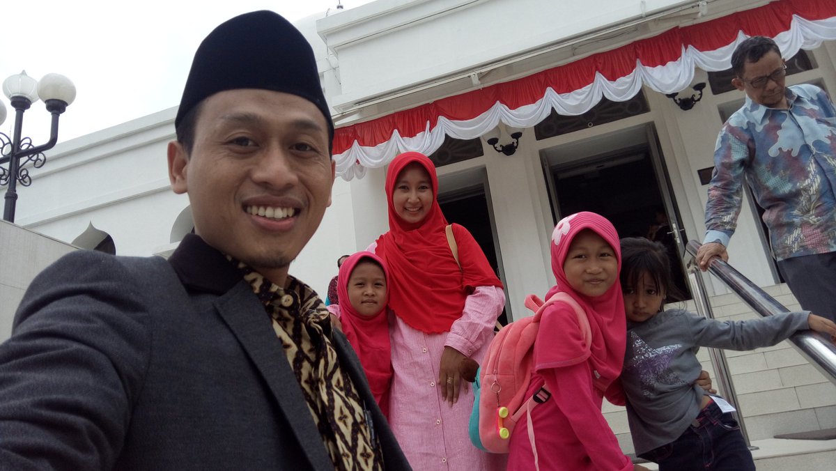 MuhammadNurHayid tweet media