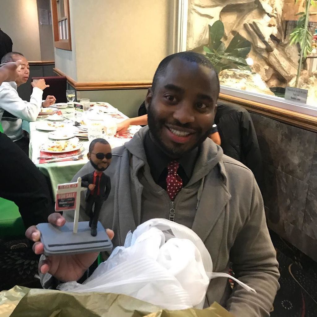 SirLuckHomes's tweet photo. My client @mrs_peters1007 got me a bobble head doll and took us out for dinner! I’m still so stoked! Thank you so much from our family to yours! #sirluckhomes #realestate #realtor #mortgages #bramptonrealtor #georgetownrealtor #mississaugarealtor #toron… https://t.co/ILObK1YCRS https://t.co/IMifst45UF