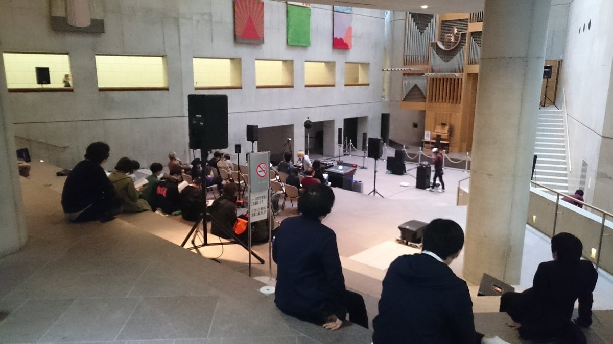 こんにちは！
改めまして、秋の電子音響祭2017 無事終了致しました！楽しんで頂けましたでしょうか？😄お越しくださった皆さま、誠にありがとうございました！！さらに作品公募してくださった方々、はならぁと関係者様、演奏者様、そして先生方、スタッフの皆さまも本当にお疲れさまでした！！