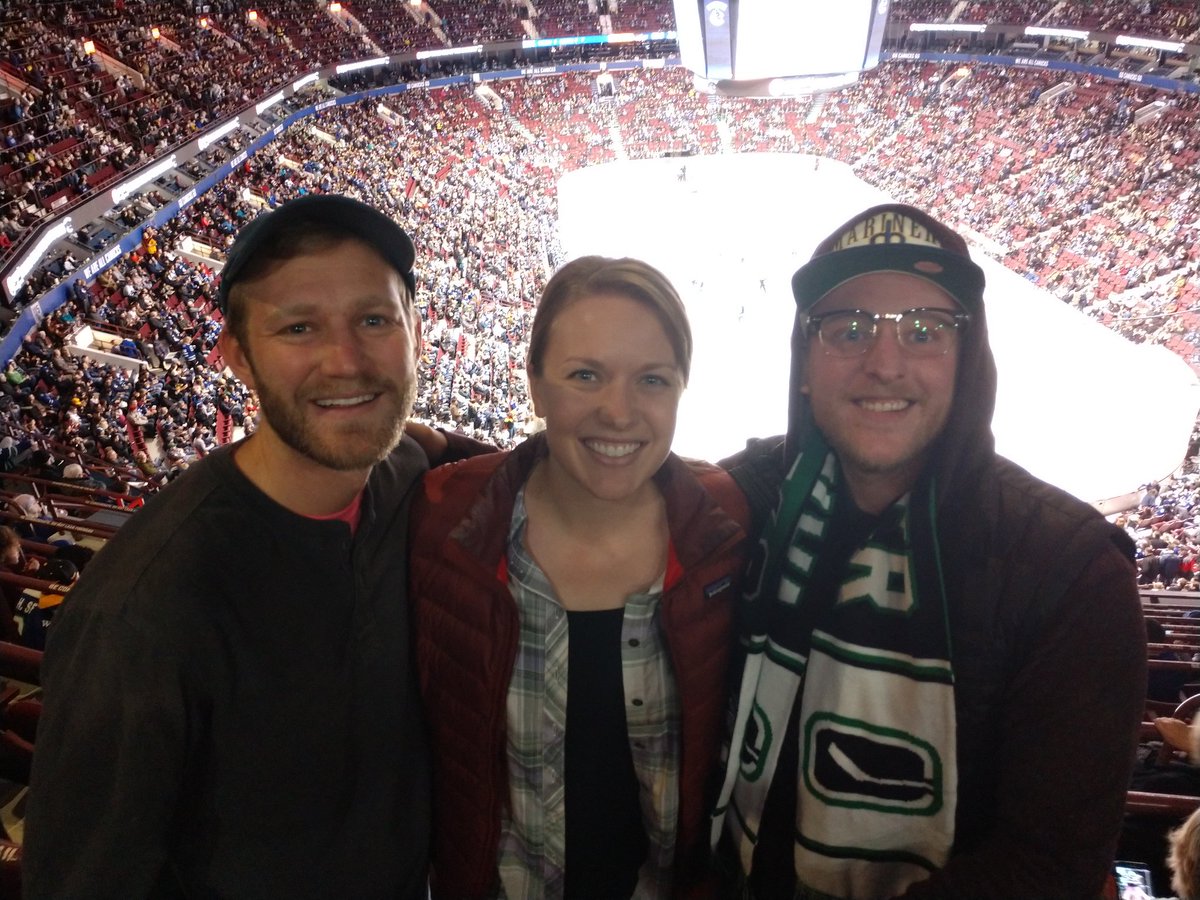 KeipKendallHunt's tweet photo. Go Canucks #keipsincanada #khonice #weareallcanucks #firstgameever https://t.co/58unH90C01