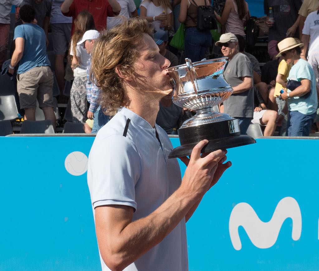 ATPChallenger's tweet photo. Sealed with a 😚

Congrats @NicoJarry, champion in Santiago! https://t.co/9vOFA2YHX8
