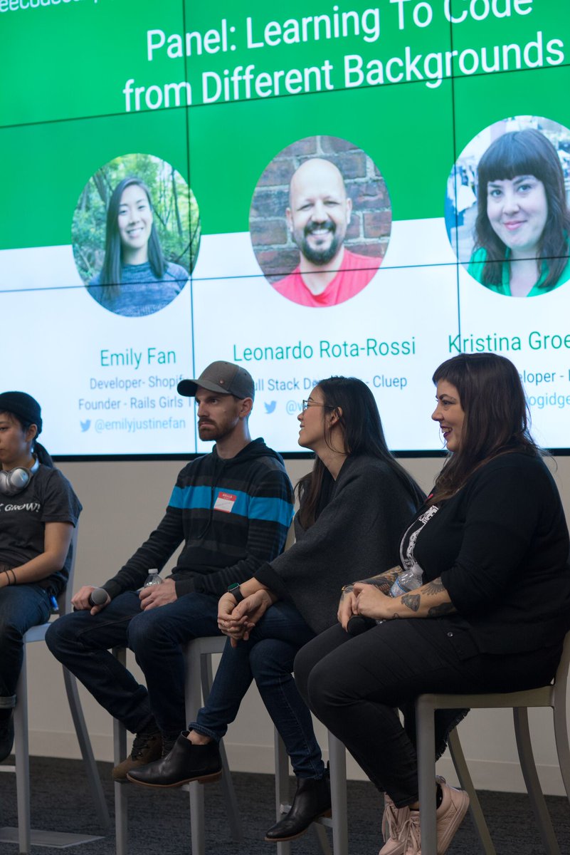ka11away's tweet photo. Here are some photos from #freeCodeConf ! Great thanks to everyone involved in helping us organize and run this event, all the sponsors and speakers! :) More photos in the thread below :)
#freeCodeCamp #codeNewbie #learnToCode #code #programming @freeCodeCamp #100DaysOfCode https://t.co/t0I8PsWlwX