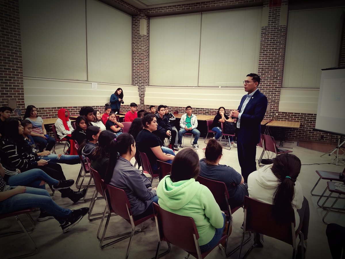 opsthrive's tweet photo. Senator @TonyVargas shared his story of becoming an elected official with @opsthrive at @OPS_SouthHigh and most importantly how students can make a positive impact in their community #servantleader #thriveclub #votingpower #educationfirst #determination #SiSePuedo https://t.co/hz03NrUEnA