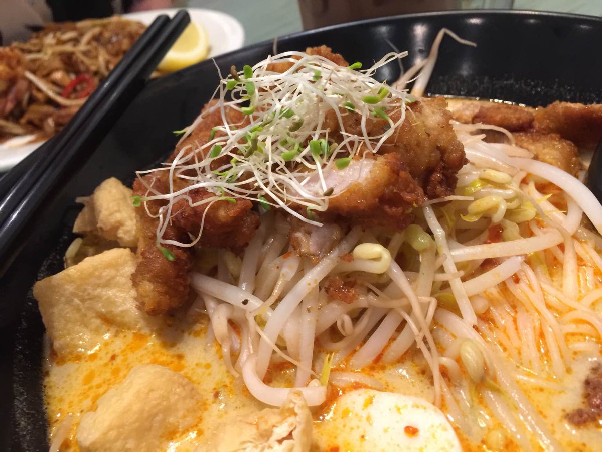 ScienceAndMagic's tweet image. "Well, @DoeEyedDreamer and I may disagree on a number of things, but on one thing we can agree, we absolutely LOVE good quality dining."