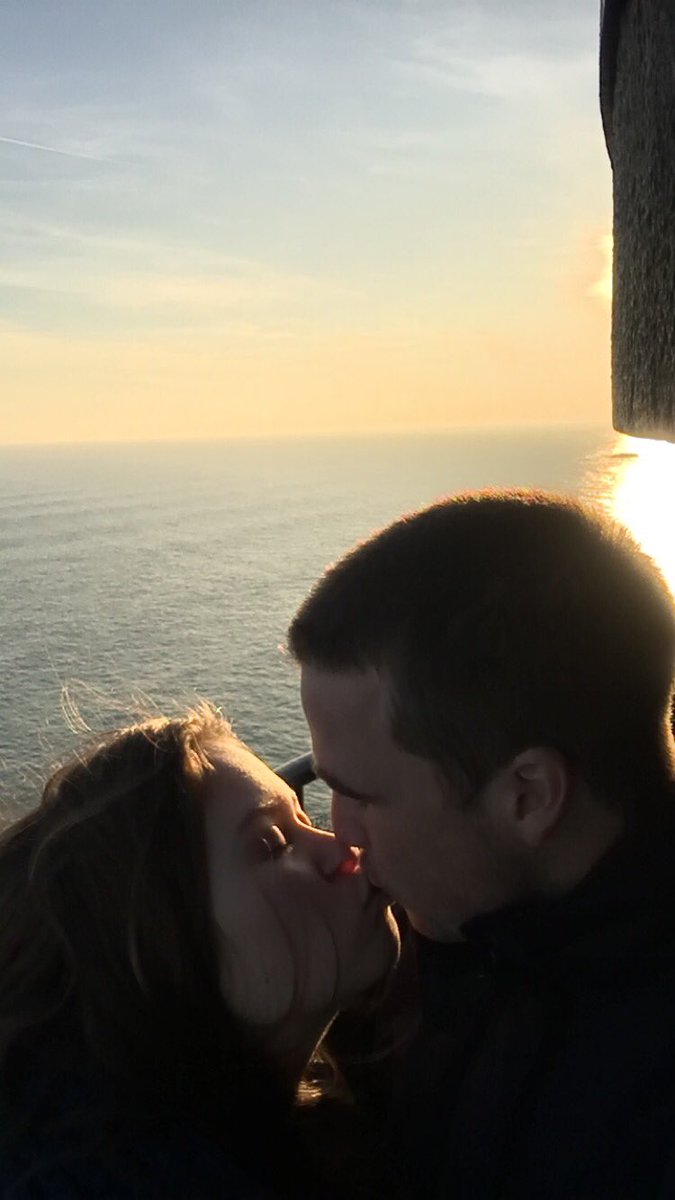 Simannonfish's tweet image. It was such a dream with you today, a wonderful day, truly one of the best of this year. Being just you and me in my favorite place in the world and showed you all my life was so overwhelming 🙈
Thank you so much for everything. 
I LOVE YOU ❤️ 
#Colors #Payphone #WrongCar #A&amp;amp;F