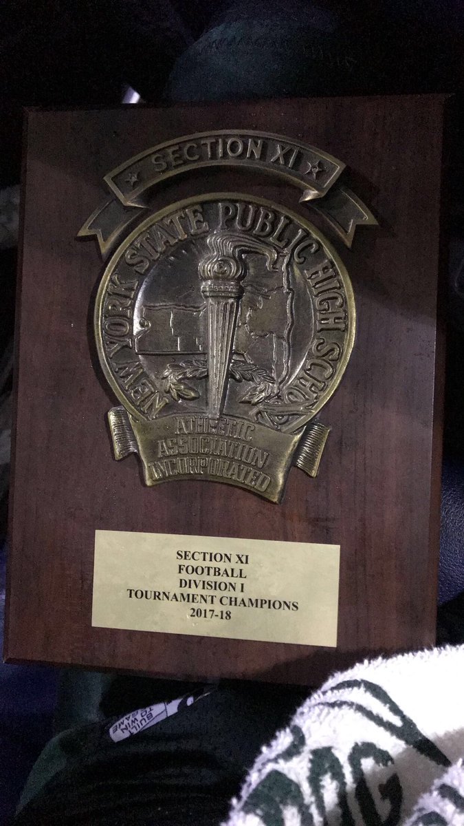 Jeremy_Ruckert1's tweet photo. WE COUNTY CHAMPIONS BABY!! One more game, for history‼️ I️ love my team!! #RollLindy https://t.co/8JEtVqEoAv