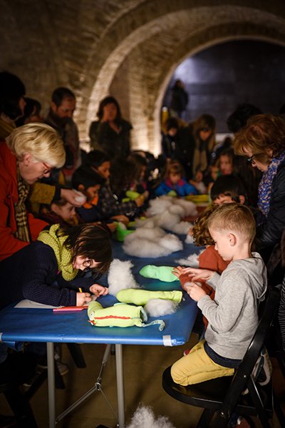 CivitasCultura's tweet photo. El #Festival Fixa't Xics a passat una #pel·lícula plena de valors indispensables per créixer i ha fet un #taller a partir d'un #monstre amable de la peli.
@ccbergueda @ADBergueda @berguedaturisme
#film #nens #pellicula #monestir #SantLlorenç #guardiola #bergueda https://t.co/SwcDig3Emp