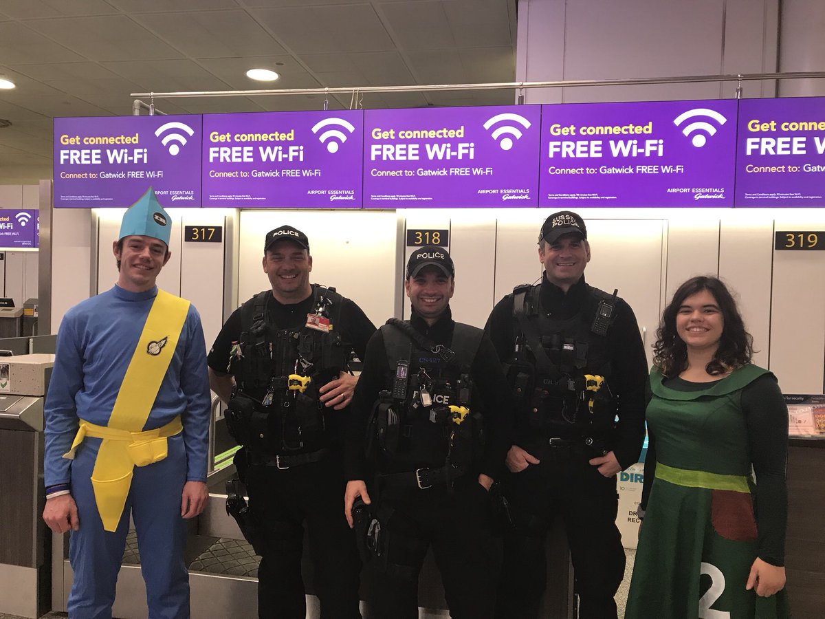 teamfab2017's tweet photo. Arrived @Gatwick_Airport 
Made friends with some Thunderbirds fans!

8 hours until the flight :)
#jailbreaksoton https://t.co/9Rwc3Dtmby
