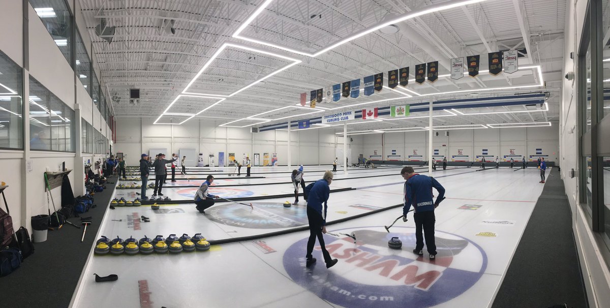 ShPkcurlingclub's tweet photo. Draw 7 heading out! #SPCC #ABjuniorcurling #ABcurling https://t.co/zN7GiqHpvH