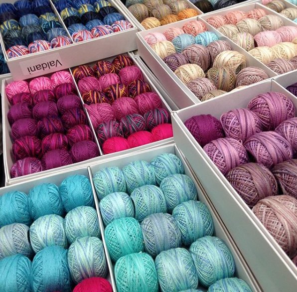 ValdaniInc's tweet photo. The Valdani thread that I use for my big stitch quilting was here in abundance at The Festival of Quilts - Carolyn Forster
https://t.co/2AGVaiH1nN
#bigstitchquilting #valdanithreads #foq2017 https://t.co/93t40VF1XI