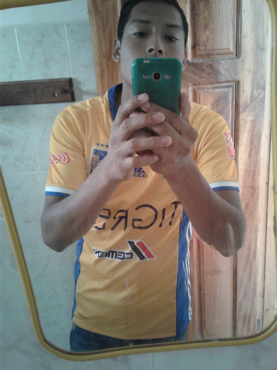 AngelHe10996922's tweet photo. #QueTDefine.. Vamos mis Tigres a ganar....somos incomparables...saludos desde Cd Madero tamps... https://t.co/a0YEZEQ20X