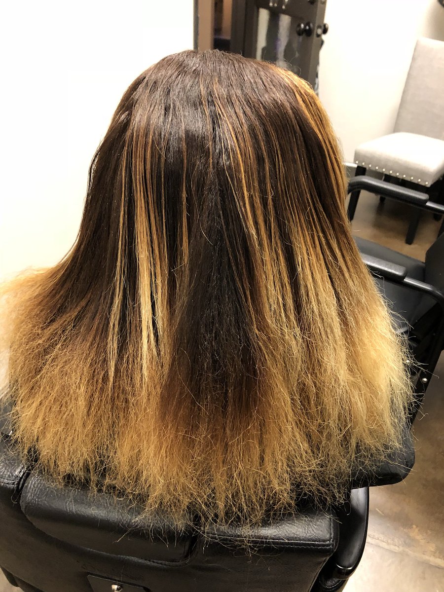 DontWorryBoutB's tweet photo. this gul finally let me do her hair. my boo ♥️♥️ https://t.co/G21ZtSnF2W