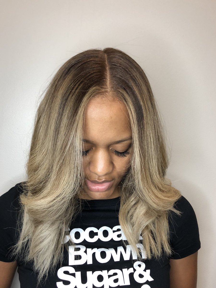 DontWorryBoutB's tweet photo. this gul finally let me do her hair. my boo ♥️♥️ https://t.co/G21ZtSnF2W