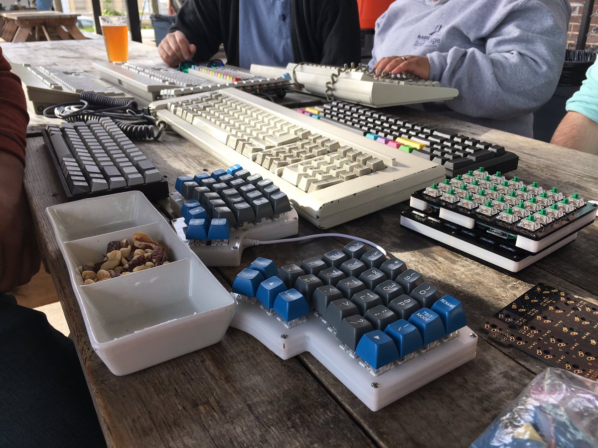 keebio's tweet photo. Having some beers and talking about keyboards at the brewery today #ponysaurus #DurhamNC #mechanicalkeyboard https://t.co/zulnnh3gqA