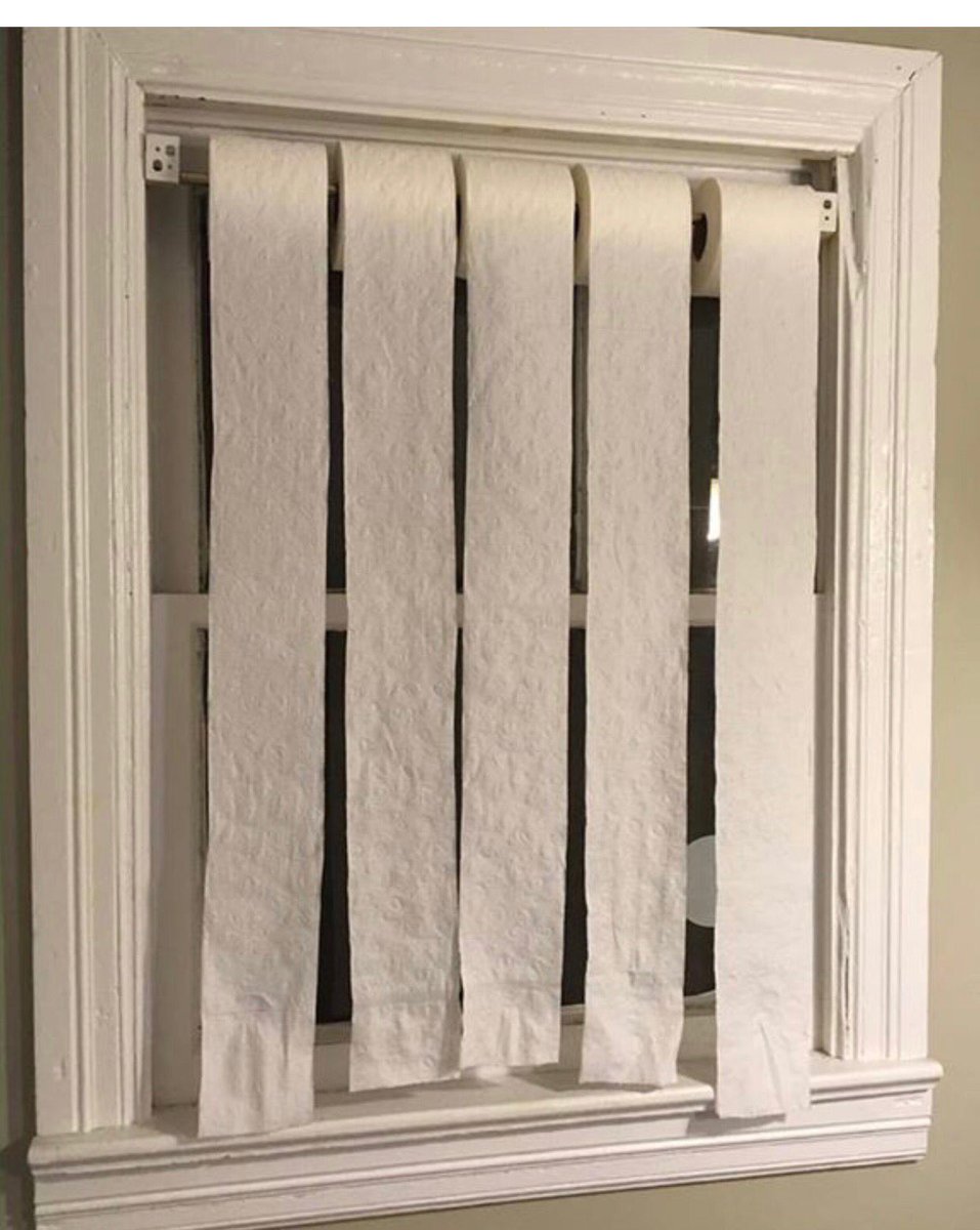 Alice_Lema's tweet photo. When Your Short on Cash But Desperately Need Mini-Blinds π€£π€£π€£π€£π€£π€£ #realestate #alicelema #miniblinds #medfordhomes #ashlandhomes #toiletpaper #invest #homesales #wealth #success https://t.co/jXkh35hql8