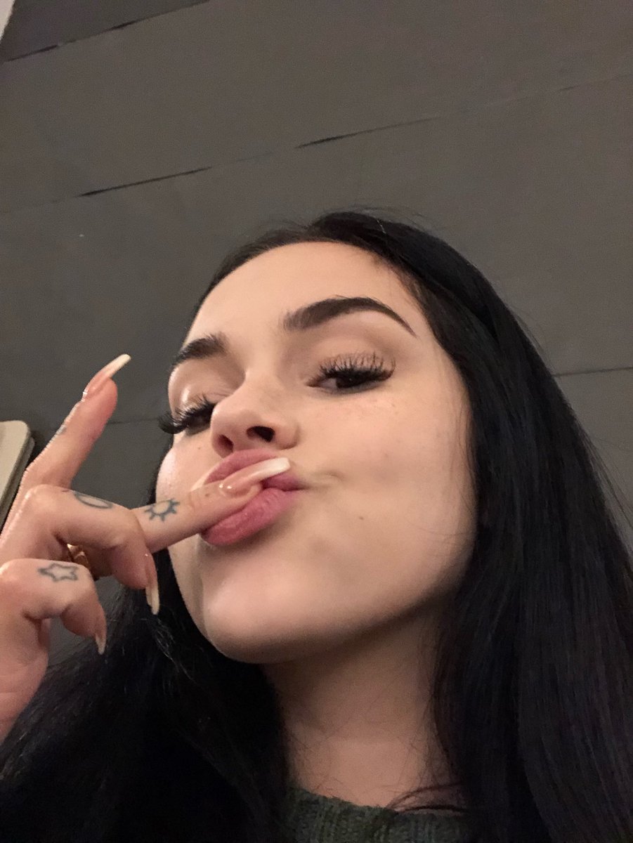 MaggieLindemann's tweet photo. https://t.co/4A5G4qyQVG