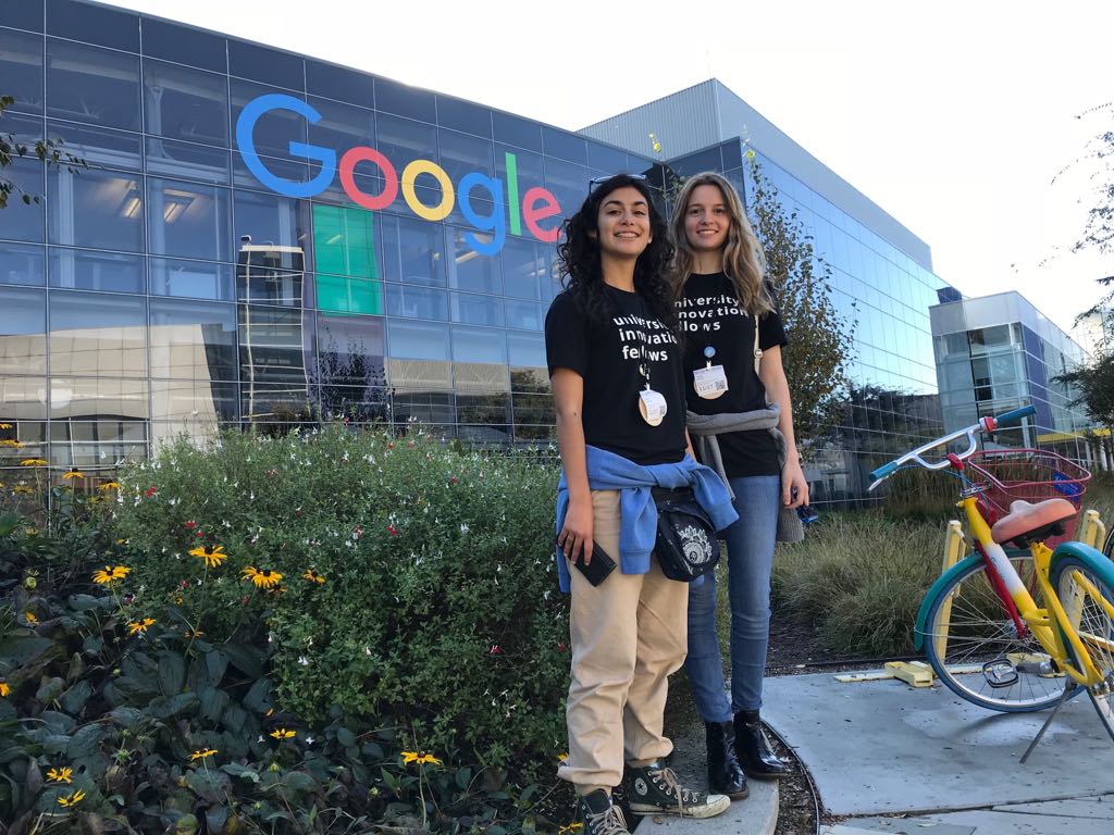 rosinapa's tweet photo. Excelente la jornada de ayer en Google con los estudiantes del programa Stanford Innovation Fellows https://t.co/GUJrE5Fpbw