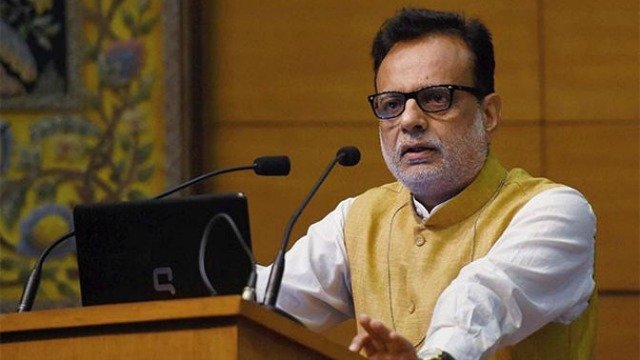 Finance Secretary <a href="/adhia03/">Dr Hasmukh Adhia</a> appeals India Inc to pass on the benefits of Goods and Services rate cuts to consumers.

File Pic