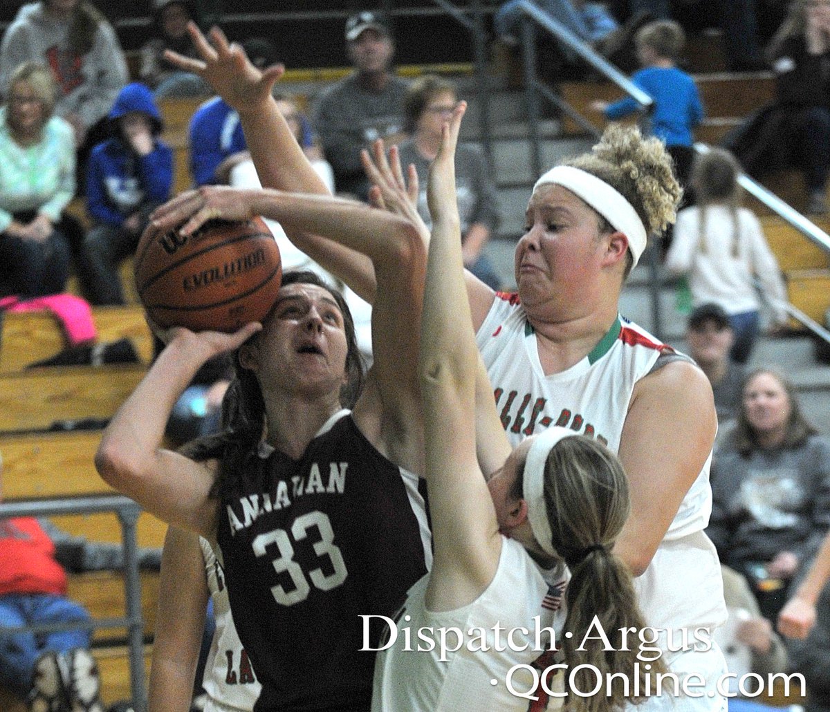 gkrambeckDA's tweet photo. #Alleman vs #Sherrard and #Annawan vs #LaSalle-Peru at the Geneseo Classic girls basketball Tournament on Saturday. https://t.co/14wSywVkjs