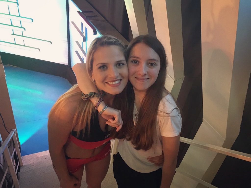 Meluuu_2's tweet photo. #CombateIdolos @combatearg
Lo prometido es deuda!
Te amo @MarianitaaCesar💖
Mai diosa vos mugrosaa! https://t.co/tQOWDlpggh