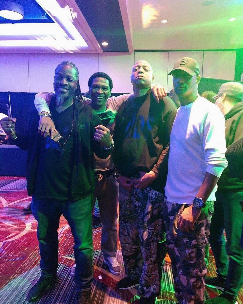 Pharaonicorp's tweet photo. Strong Island Greatness Squad
#Repost @studdahman with @insta.save.repost β’ β’ β’
The Squad ,Pharaonic,Keith Shocklee,Ossie and myself @pharaonicorp #keithshocklee #publicenemy #bombsquad #spectrumcity #nydjcon #djing #peaveyelectronics #strongisland https://t.co/oettoY9kUK
