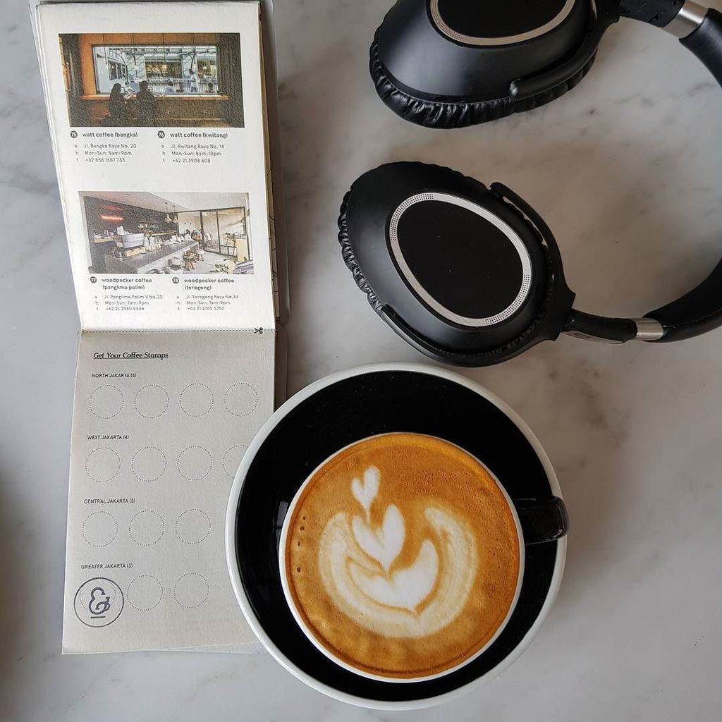 heriyadi's tweet photo. Morning #coffee #coffeeshop #cappucino #cappucinoart #jcm2017 #ottencoffee #harummanis https://t.co/mBMYN8gxvr https://t.co/6h5j8dQoU2
