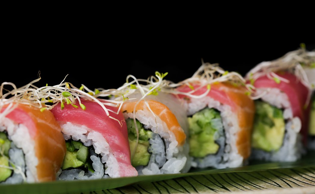 sushina_me's tweet photo. Make your day colorful with our Rainbow Roll at Sushina. Visit us at The Mall World Trade Centre - Abu Dhabi, behind the food court. https://t.co/ZlyR6BGWZ3