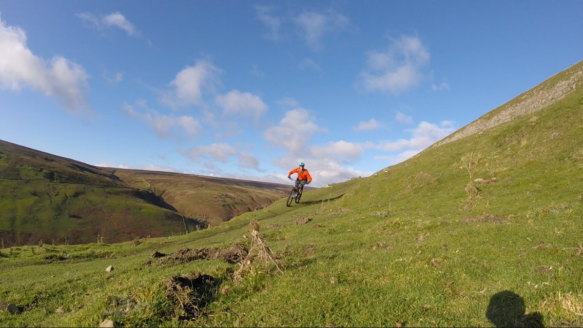 Another epic ride up #Swaledale Gunnerside on @DalesBikeCentre Sunday ride. <a href="/pedalnorth/">pedalnorth.com</a> <a href="/Dalesrecreation/">Dales Recreation</a> <a href="/yorkshire_dales/">Yorkshire Dales National Park</a> <a href="/singletrackmag/">Singletrack Magazine</a>