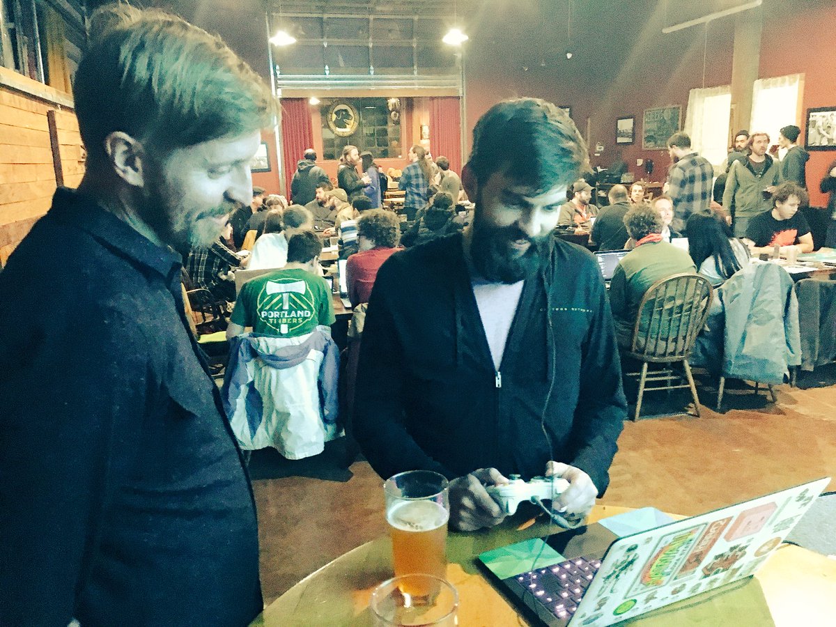 PIGSquad's tweet photo. Art/Code Night! Tons of new people lookin’ to make games, lots of prep for @globalgamejam :))) #gamedev #indiegames #Portland https://t.co/Wadzj6X6mP