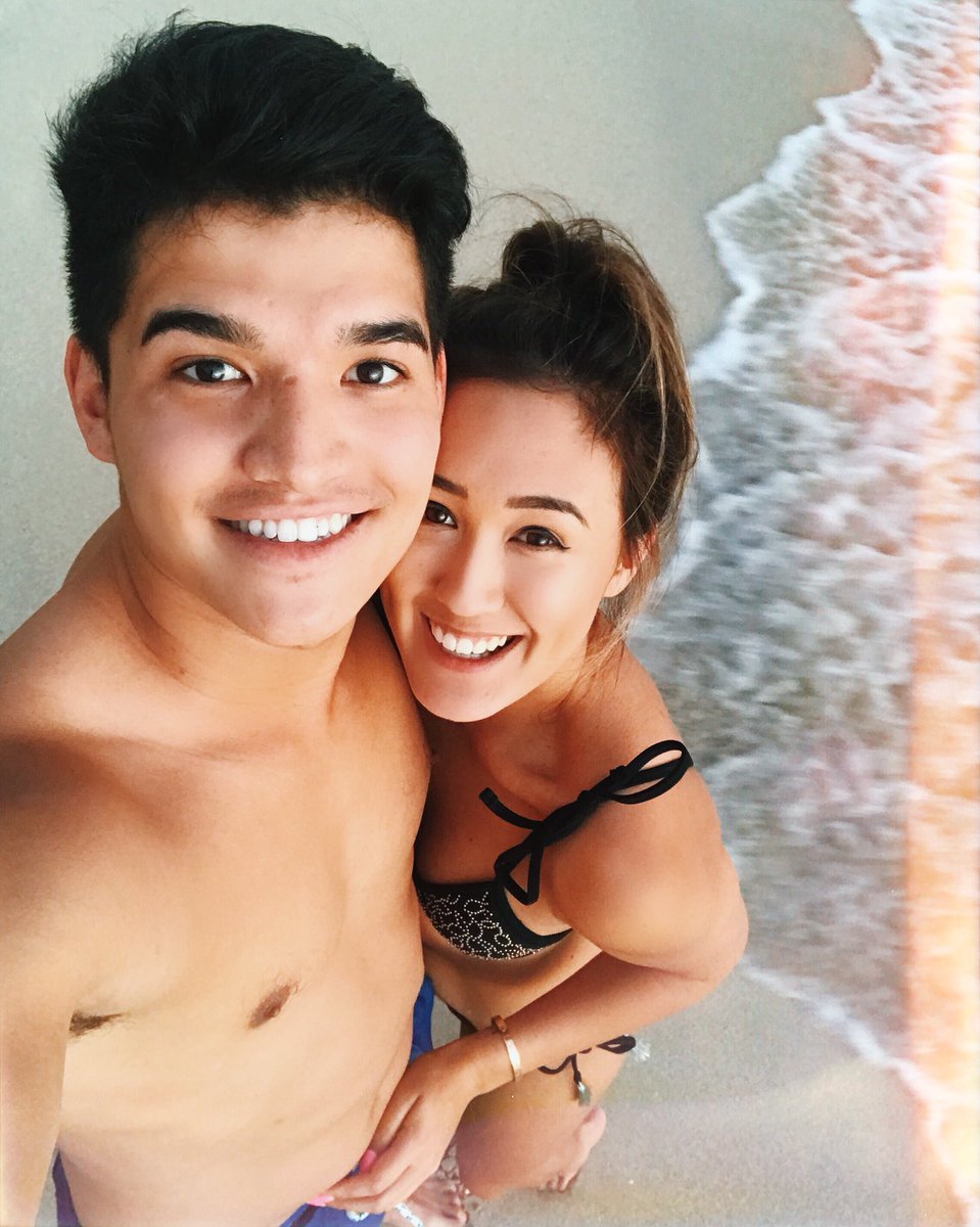laurDIY's tweet photo. #2YearsOfLaurex 
I’m the luckiest girl in the world 💖 https://t.co/xjbm69tUd4