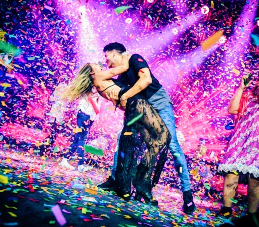 laurDIY's tweet photo. #2YearsOfLaurex 
I’m the luckiest girl in the world 💖 https://t.co/xjbm69tUd4
