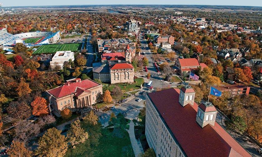 RonzoneMichael's tweet photo. Extremely blessed to announce that I will be continuing my academic and athletic careers at the University of Kansas @KUTrack #RockChalk https://t.co/ZCf4QD6K1z