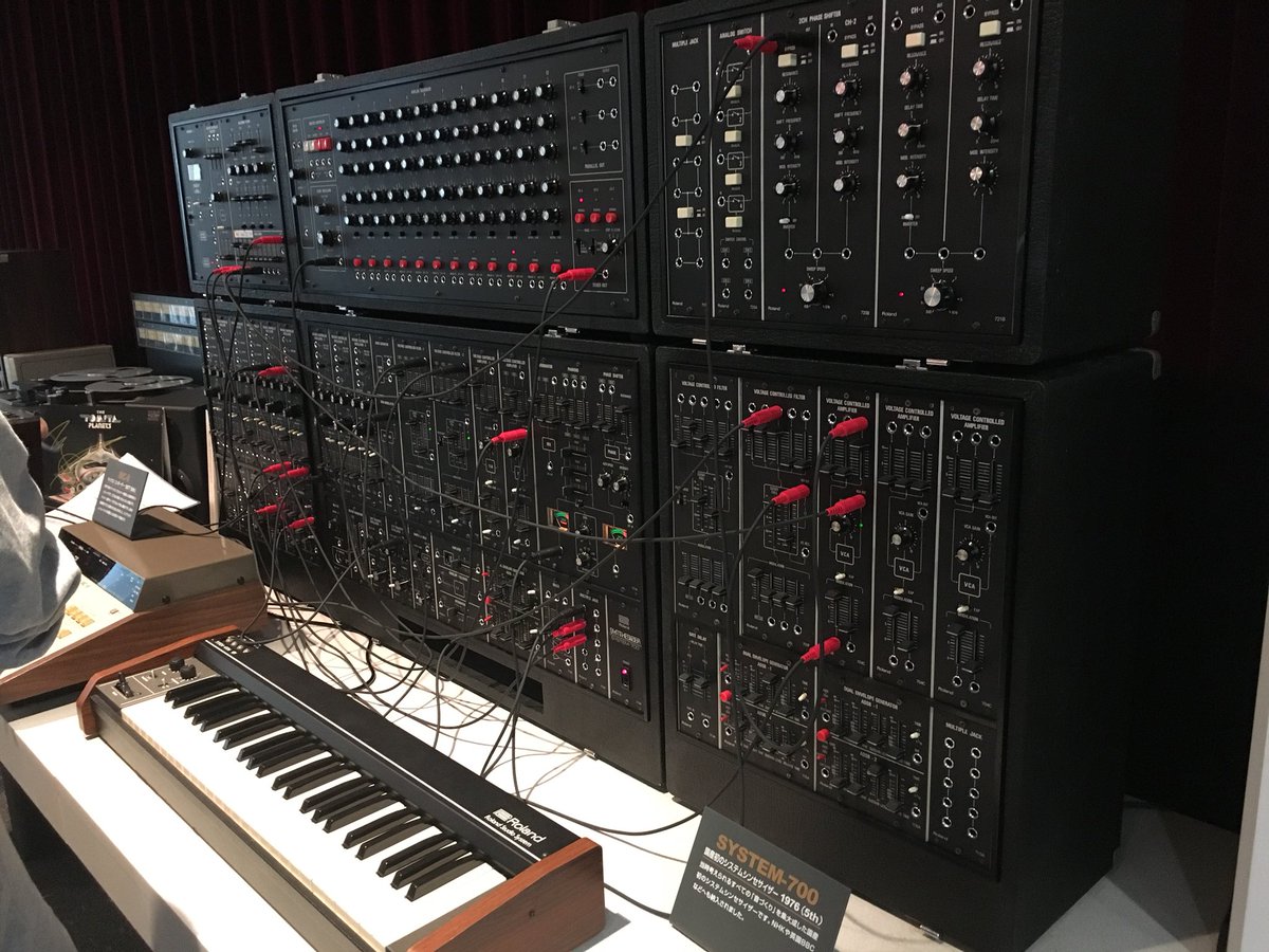 keyosaka_digi's tweet photo. 本日は #Roland 浜松研究所にて研修会に参加しております！
ミュージアムには懐かしの名機たちが沢山保管されています！！
#system-700
#rhythmACE https://t.co/bL1iIbqRyp