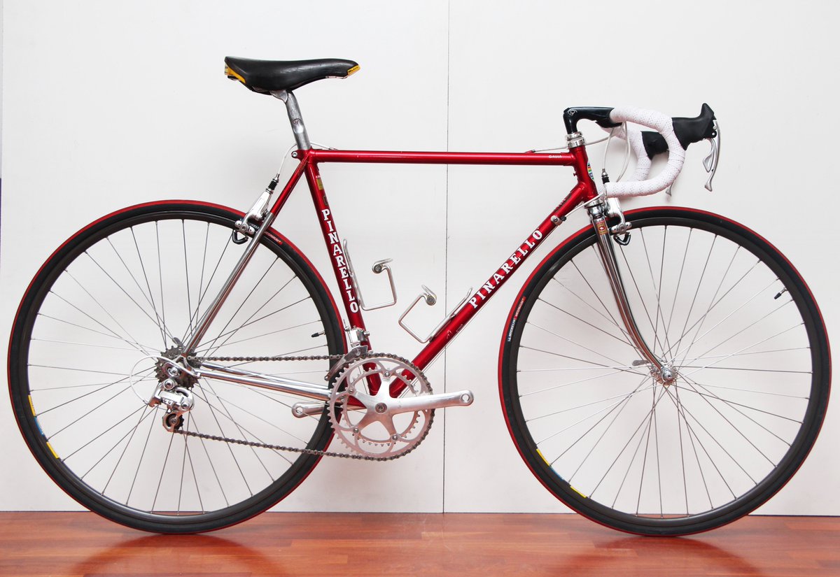 chiassa68's tweet photo. Gavia, 1990s top model manufactured by #Pinarerello. Campagnolo C- Record with Delta brakes. #vintagesteel #vintagebikes https://t.co/Ygxcaq5c0L