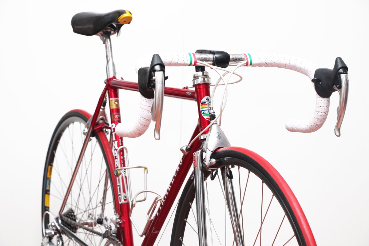 chiassa68's tweet photo. Gavia, 1990s top model manufactured by #Pinarerello. Campagnolo C- Record with Delta brakes. #vintagesteel #vintagebikes https://t.co/Ygxcaq5c0L