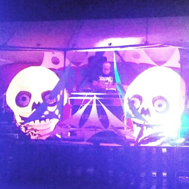gorelando_may's tweet photo. Entering xibalba #psygore #psytrance #fullonnight #skullcandy #mixmaster #CiudadDelCarmen #rave https://t.co/bSjoxMy5WX