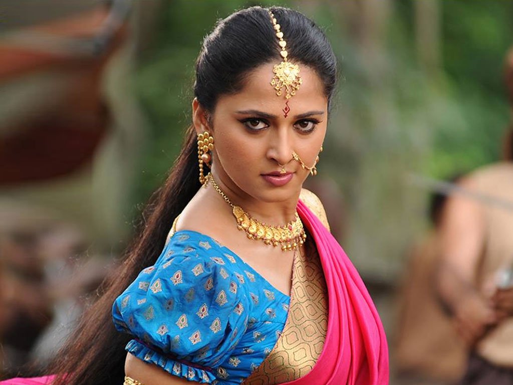 Cithram team wishes a happy birthday to Anushka Shetty
 