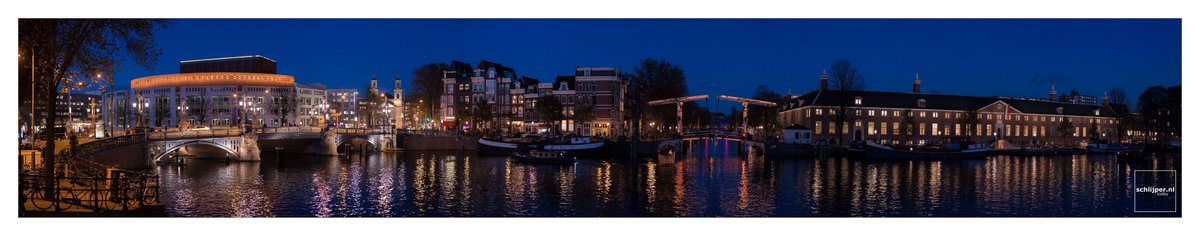 Stopera, Blauwbrug, Hermitage

large: schlijper.nl/171106-mg-9544…
<- click in middle and scroll

06.11 17:45
schlijper.nl #Amsterdam