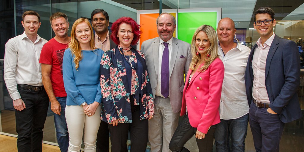 MicrosoftANZ's tweet photo. Last night we hosted Australian Small Business Owners to share how #Microsoft365 Business can streamline their work. https://t.co/URdZYevAi6 https://t.co/ffY23Huffp
