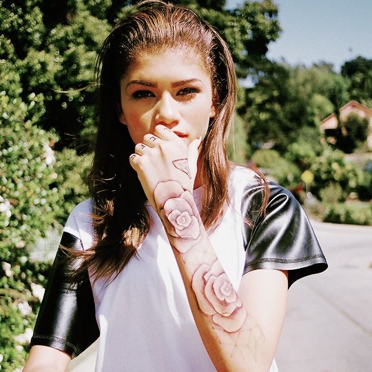 rtactors's tweet image. zendaya coleman | september 1, 1996