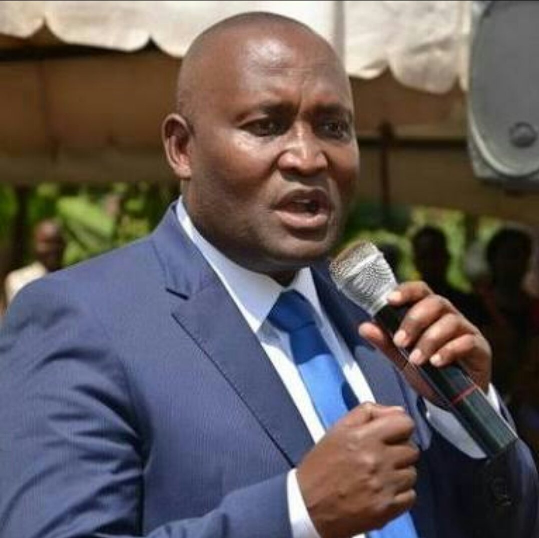 bekimwamburi's tweet photo. BREAKING NEWS: NYERI GOVERNOR Wahome Gakuru dies at the Thika Level 5 hospital following dawn road accident on Thika-Muranga road.May he RIP https://t.co/IeubgTGbtl