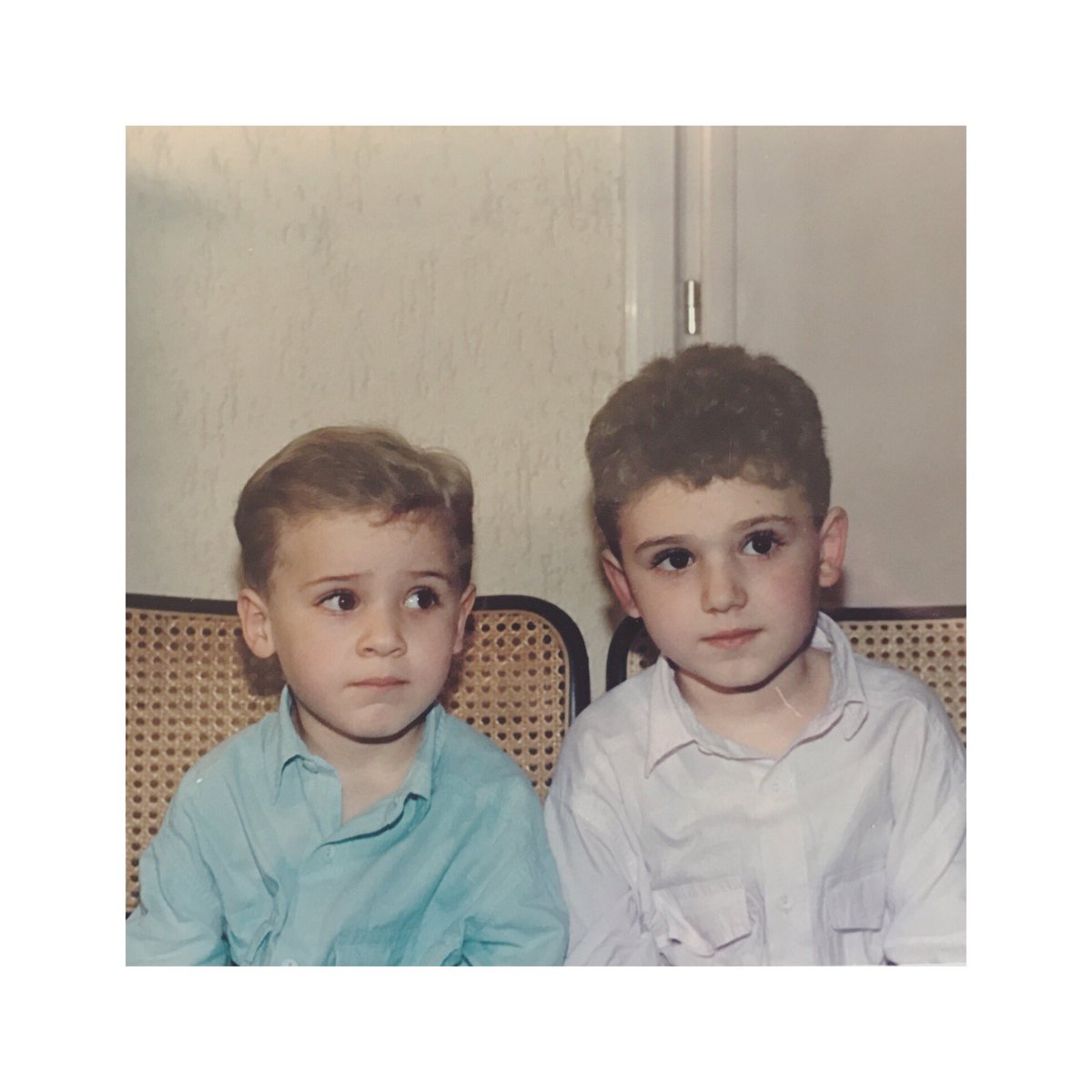 Raftazzi's tweet photo. Fratellanza #siblings #brotherhood #brotherandbrother #eighties #amarcord #italy https://t.co/ZDPIl1iTER