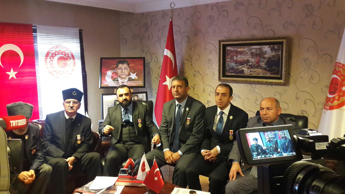 GazilerVakfi's tweet photo. Genel Başkanımız (Gazi ) Sn. Lokman AYLAR gazilerimize yapılan çirkin saldırılarla ilgili basın açıklamasını yapmıştır. https://t.co/VSAPt4KeOR