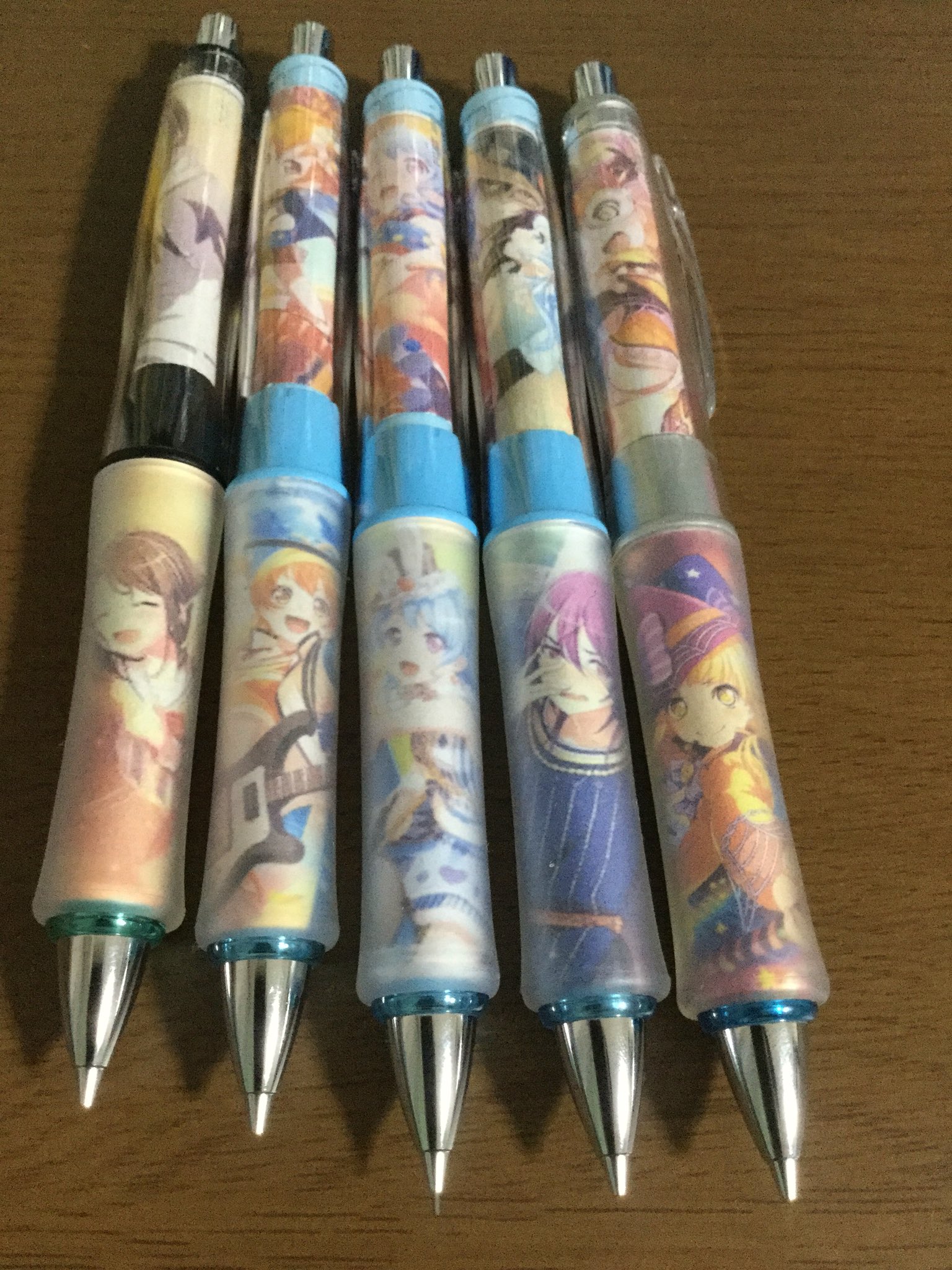 تويتر ゎたゅき 百地 على تويتر シャーペンでハロハピ作りましたw 結構上手くできたかな 気に入ったらみんなもやってみて Dr Gripで痛シャーペン作成 痛シャーペン バンドリ好きと繋がりたい バンドリーマーさんと仲良くなりたい いいねと思ったらrt