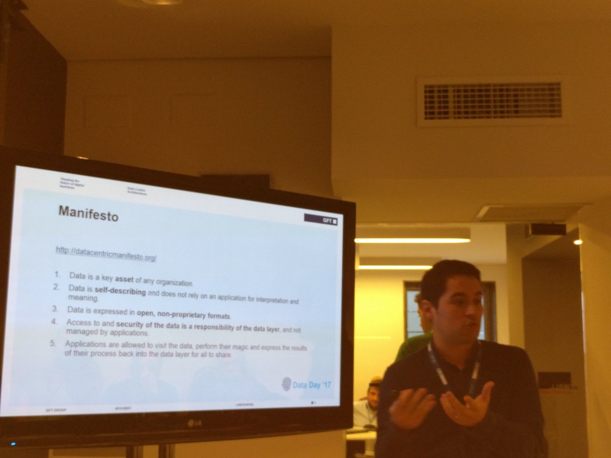 josedelasheras's tweet photo. #datacentricmanifesto #GFTDataDay17 https://t.co/NCs9SZMiaQ