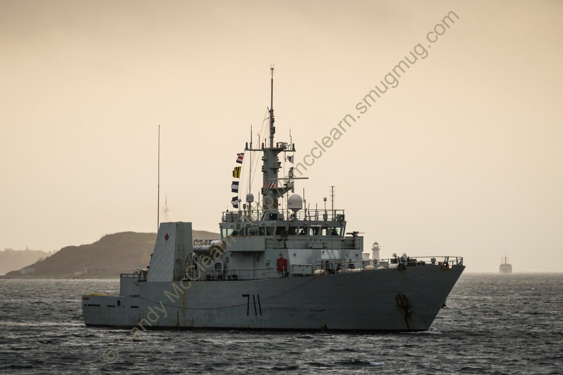 sandymcclearn's tweet photo. #MCDVs #HMCSSummerside &amp; #HMCSGlaceBay entering #Halifax Harbour on Monday, as seen from the Alderney ferry. #RCNavy #ShipsinPics https://t.co/IR8TQFojrx