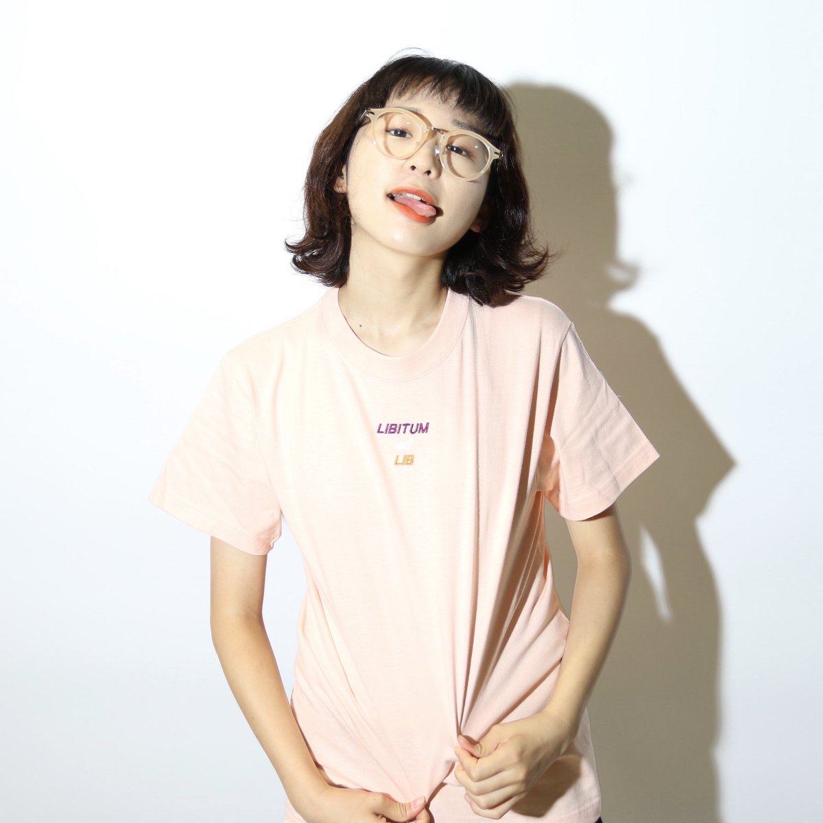 libitumadlib's tweet photo. 【第14弾プレゼント企画🎁】

Youtuber へきトラハウスのカワグチジンさん着用

Youtuber めがねさん着用

Tシャツを4名様にプレゼント

🔴応募ーこちらのアカウントをフォロー＆このツイートをRT

※上記を必ず宜しくお願い致します

🔵〆切ー11月11日（土） https://t.co/koCwBM3oH3