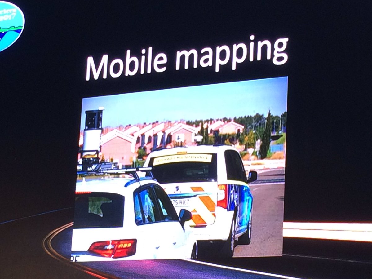 AllTerraIberica's tweet photo. Mapas lumínicos con sensores #MobileMapping. @amac_europa y @CIDROSolutions presentan sus proyectos en #Innovacarreteras2017 
@GeotronicsSE https://t.co/Yf2nfOGVu3
