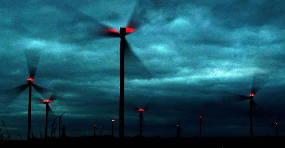 bdebow's tweet photo. There Was So Much Wind In Germany Last Weekend That Electricity Was Free https://t.co/MBgAANaFeg https://t.co/McbQ9fvf5z