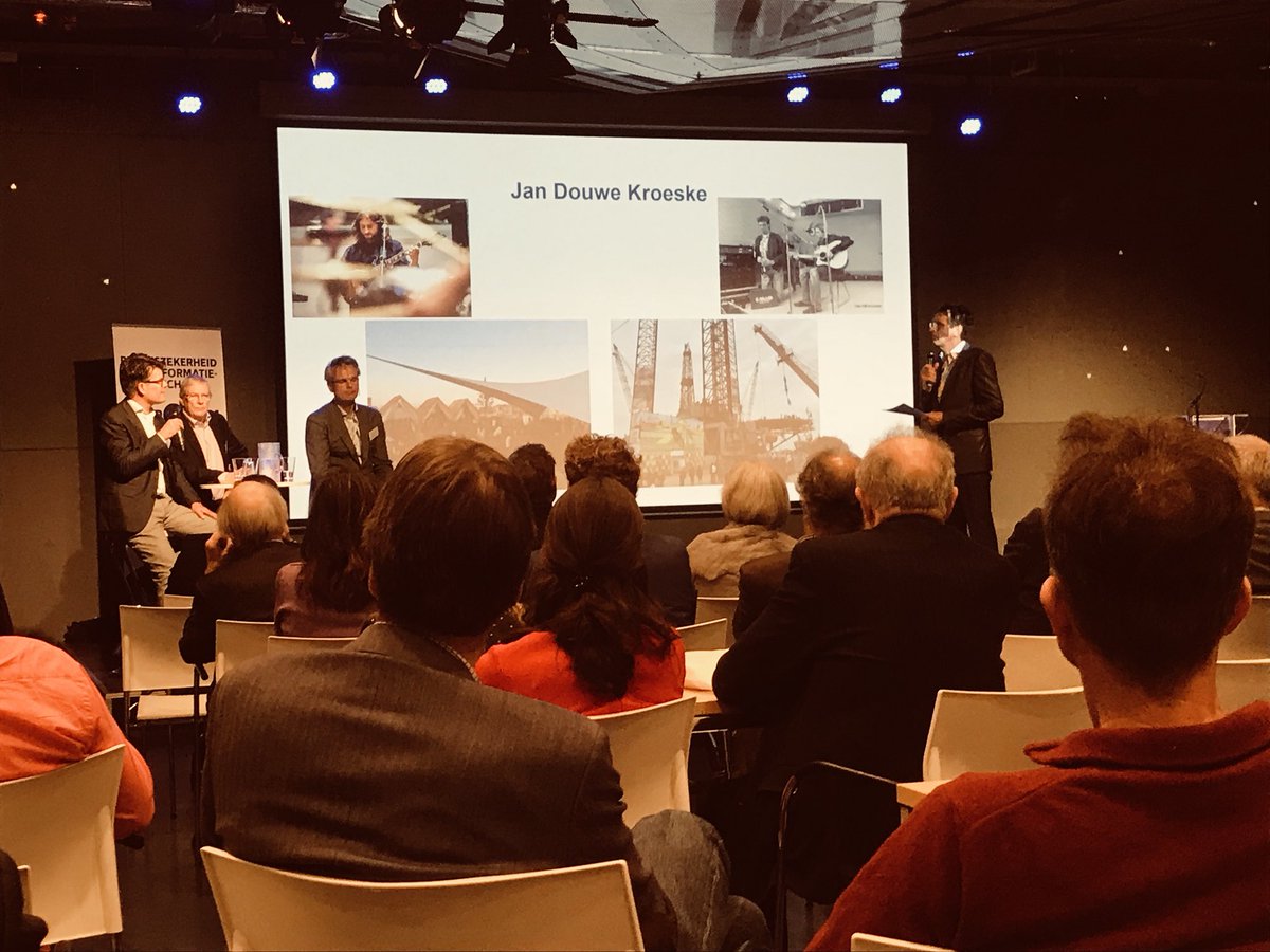 Het symposium is begonnen: